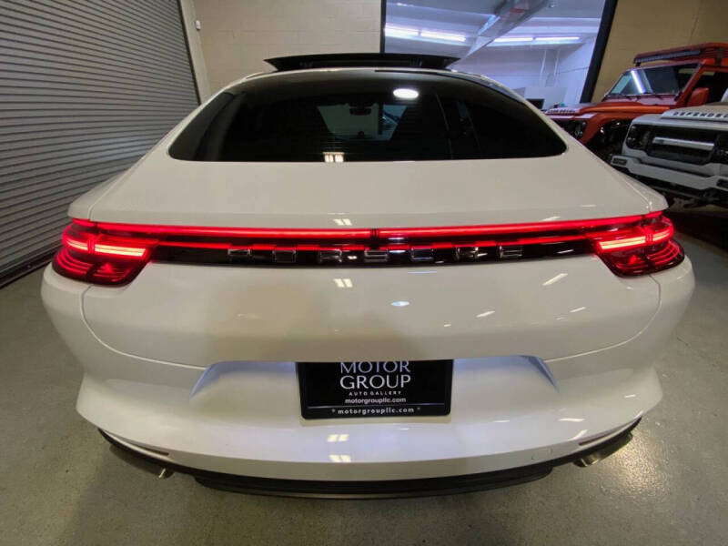 2018 Porsche Panamera