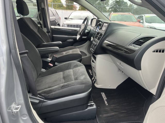 2017 Dodge Grand Caravan SE