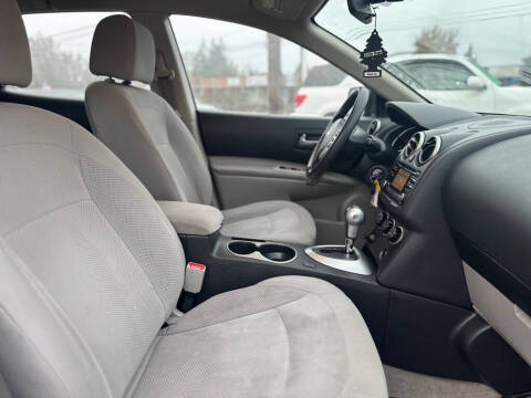 2015 Nissan Rogue Select S