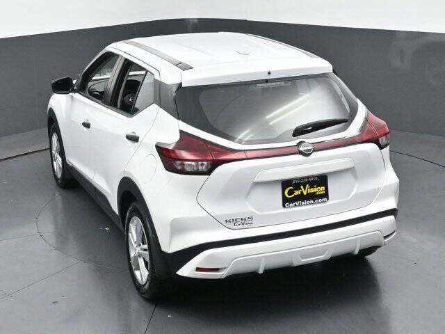 2024 Nissan Kicks S