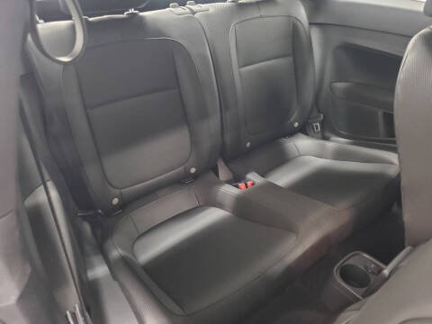 2016 Volkswagen Beetle 1.8T S PZEV