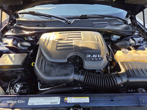 2011 Dodge Challenger SE