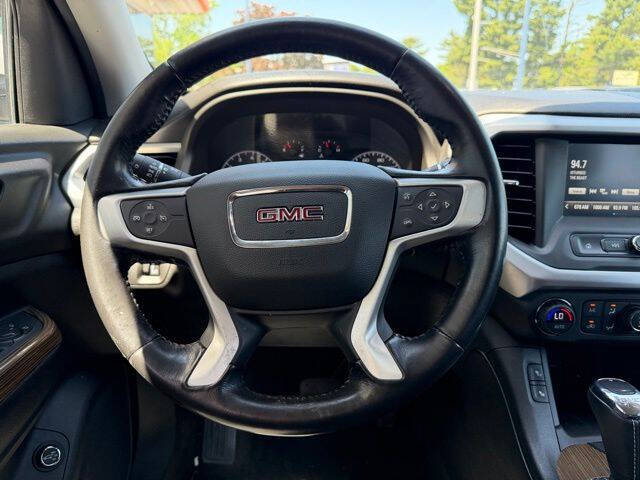2017 GMC Acadia SLE-2