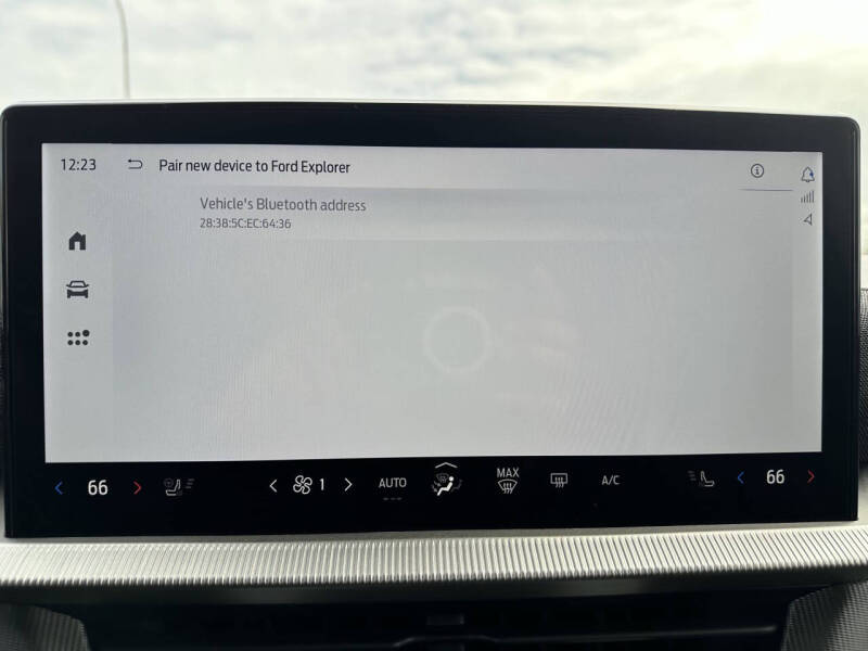 2025 Ford Explorer ST