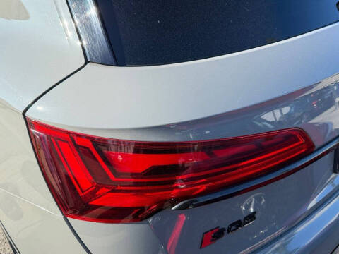 2022 Audi SQ5 3.0T quattro Premium Plus