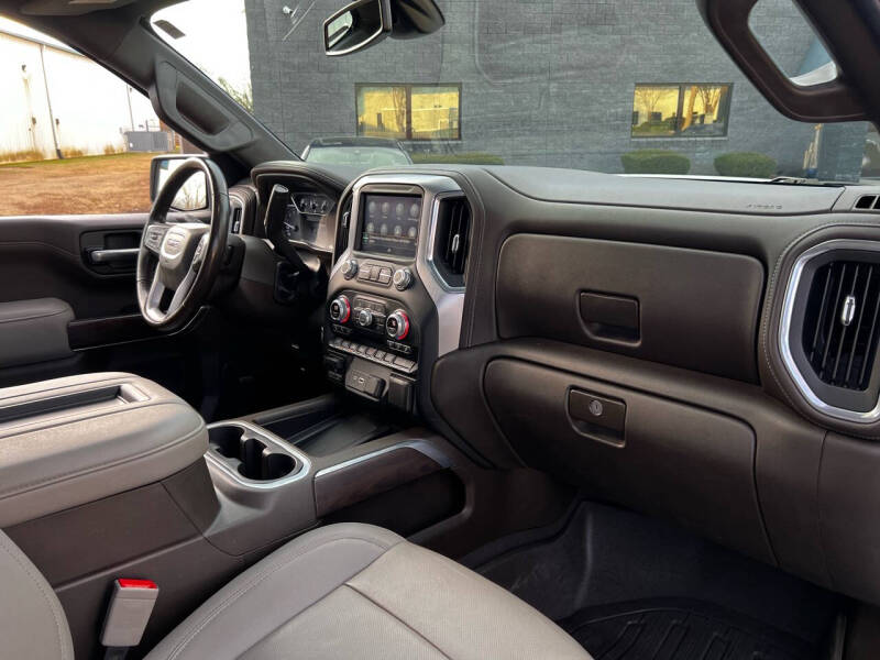 2021 GMC Sierra 1500 SLT photo 19