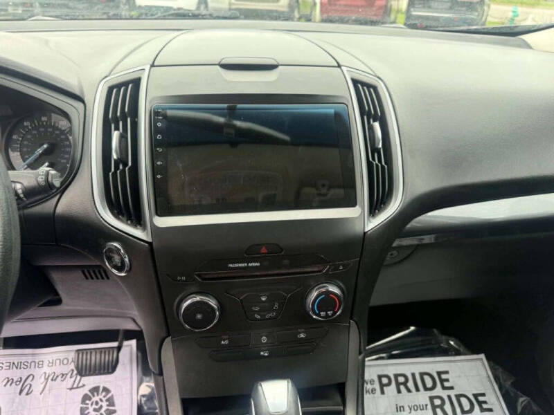 2017 Ford Edge SE