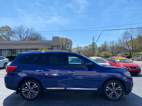 2017 Nissan Pathfinder S