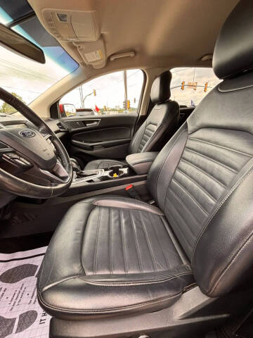 2017 Ford Edge SEL