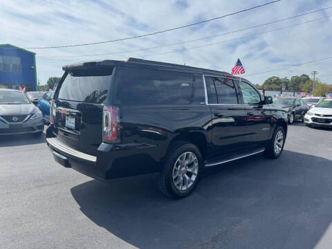 2017 GMC Yukon XL SLT