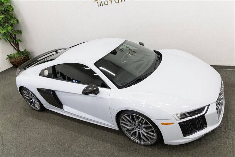 2017 Audi R8 5.2 quattro V10 Plus