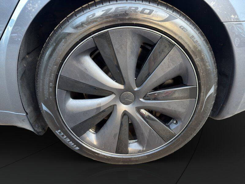 2022 Tesla Model S Plaid