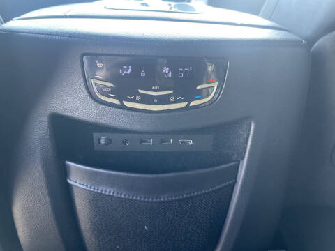 2019 Cadillac Escalade Platinum