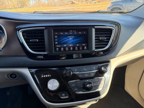 2018 Chrysler Pacifica Touring L