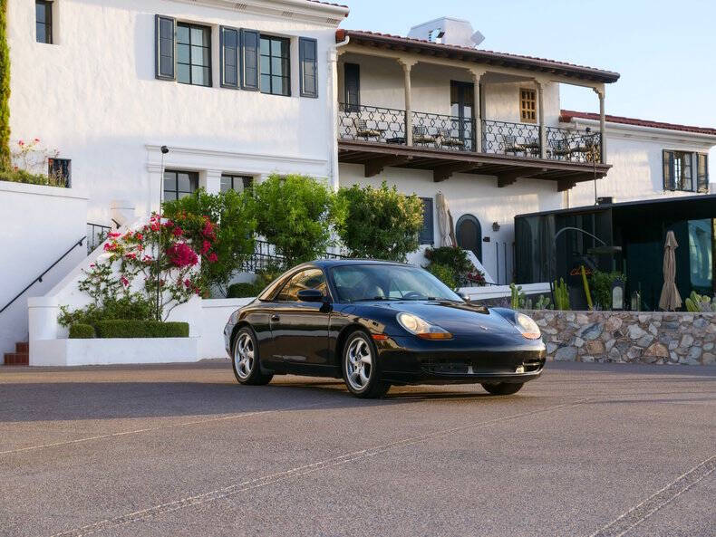 1999 Porsche 911 Carrera