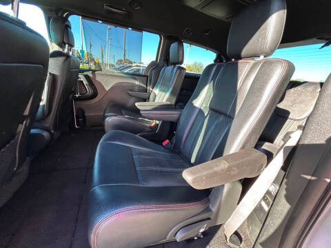 2017 Dodge Grand Caravan GT