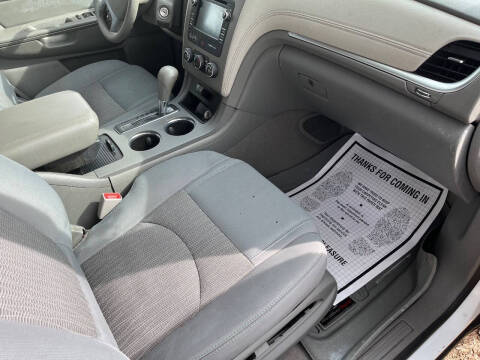 2017 Chevrolet Traverse LS