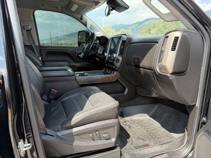 2017 GMC Sierra 2500HD Denali