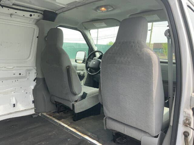 2014 Ford E-Series E-250