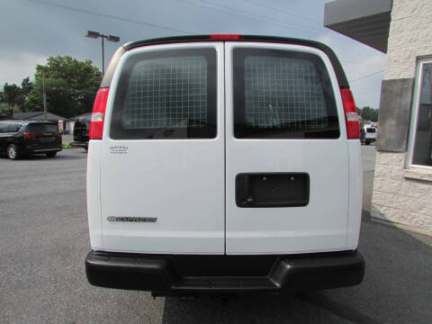 2022 Chevrolet Express 2500