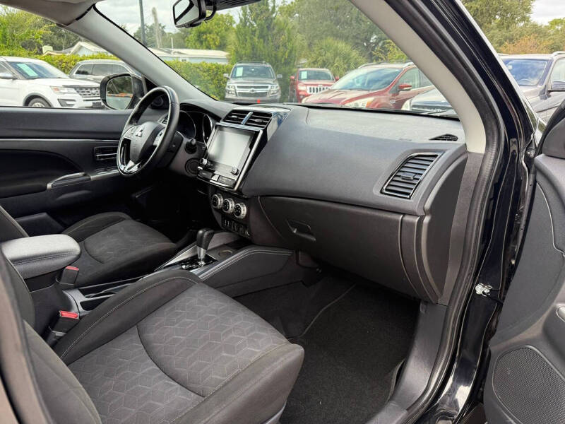 2020 Mitsubishi Outlander Sport SE