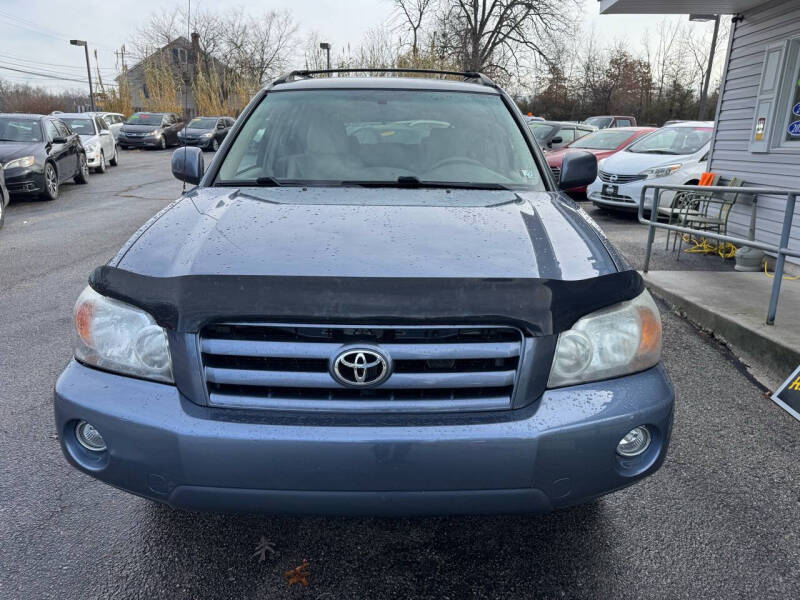 2005 Toyota Highlander Base photo 3