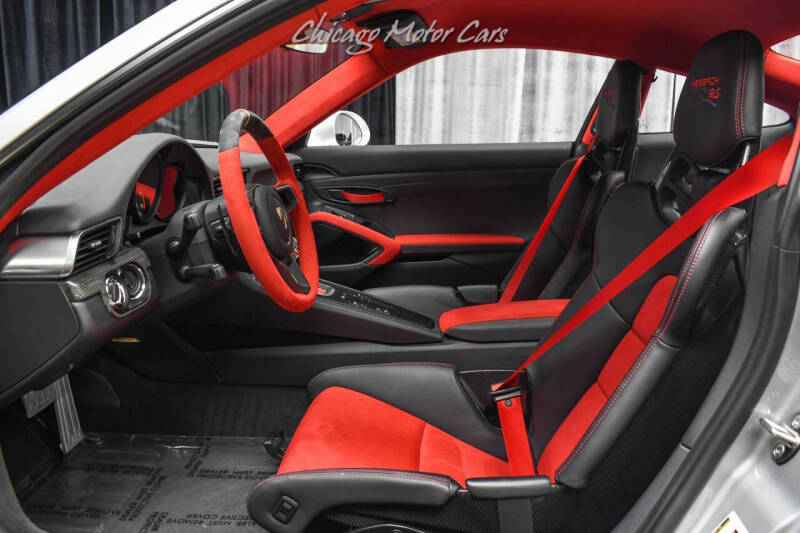 2019 Porsche 911 GT2 RS