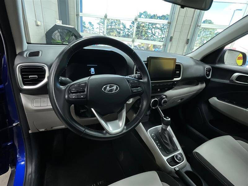2024 Hyundai Venue SEL