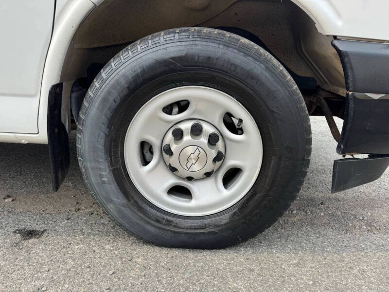 2017 Chevrolet Express 2500