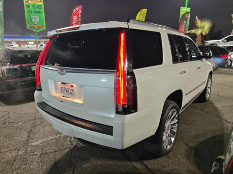 2019 Cadillac Escalade Platinum