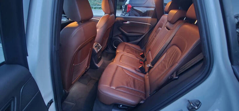 2016 Audi Q5 2.0T quattro Premium Plus