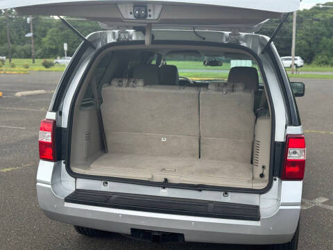2011 Ford Expedition XLT