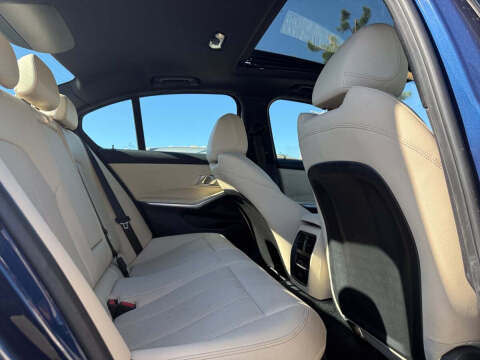 2024 BMW 3 Series 330i