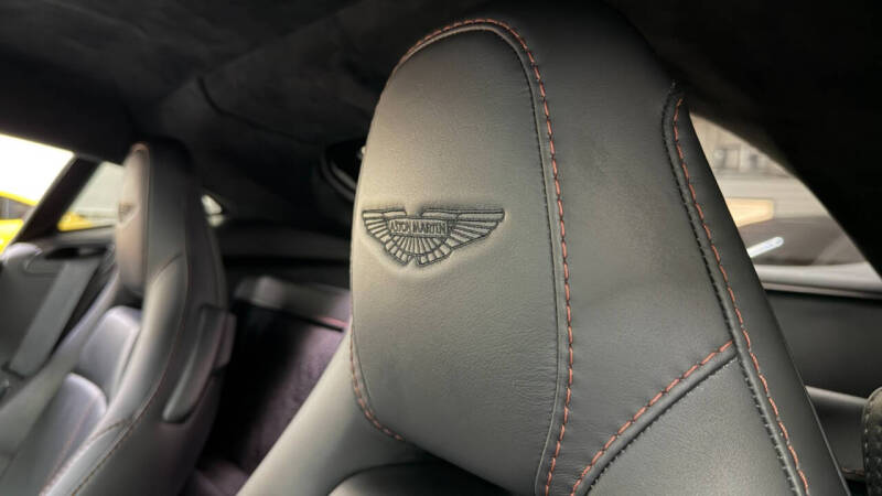 2019 Aston Martin Vantage
