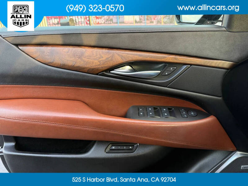 2017 Cadillac Escalade Premium Luxury