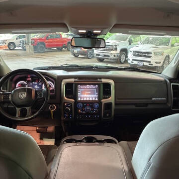 2017 RAM 1500 SLT