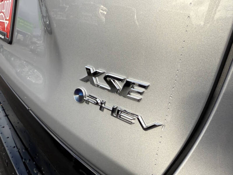 2025 Toyota RAV4 Plug-in Hybrid XSE