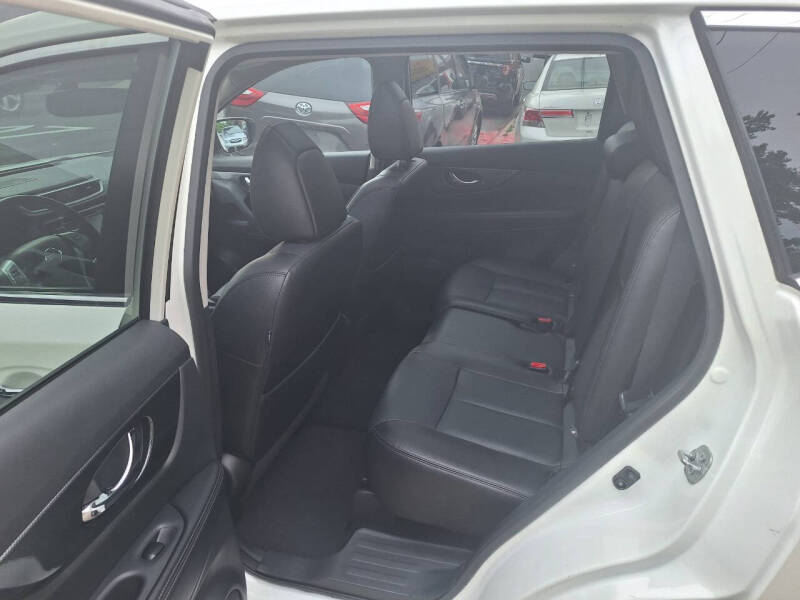 2016 Nissan Rogue SL