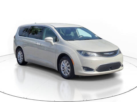 2019 Chrysler Pacifica Touring Plus