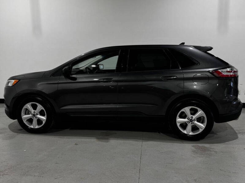2020 Ford Edge SE