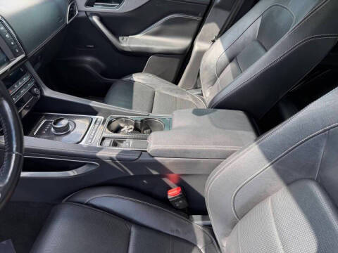 2017 Jaguar F-PACE S