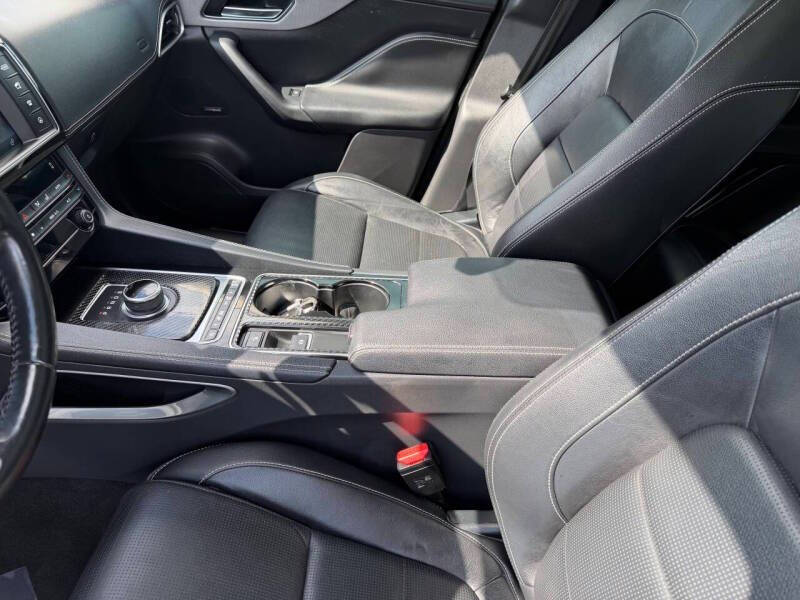 2017 Jaguar F-PACE S