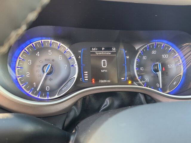 2023 Chrysler Voyager LX