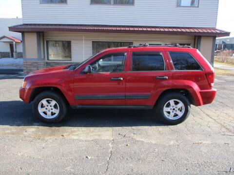 2005 Jeep Grand Cherokee for sale at Settle Auto Sales TAYLOR ST. in Fort Wayne IN