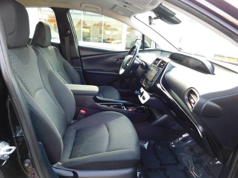 2018 Toyota Prius Three