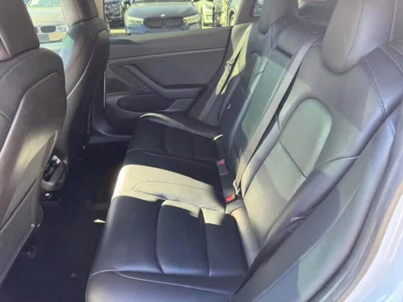 2020 Tesla Model 3 Standard Range