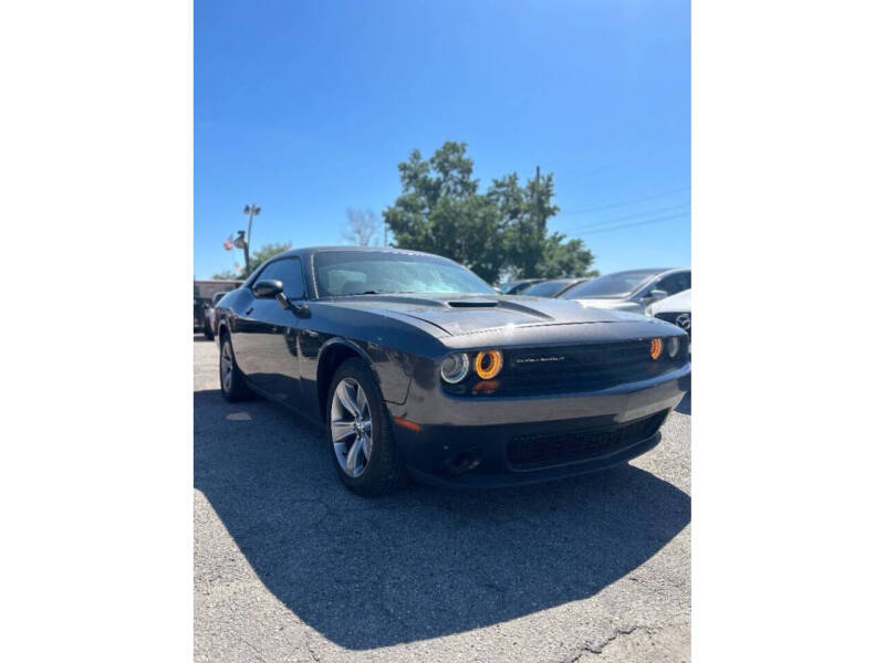 2016 Dodge Challenger SXT