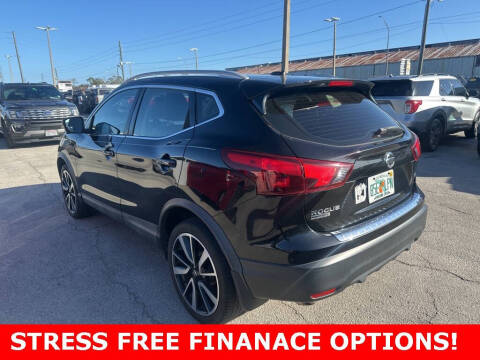 2017 Nissan Rogue Sport SL