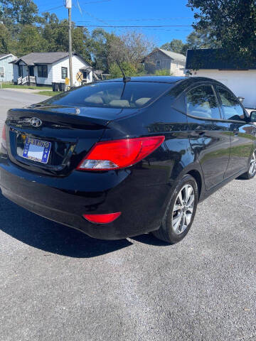 2017 Hyundai Accent SE