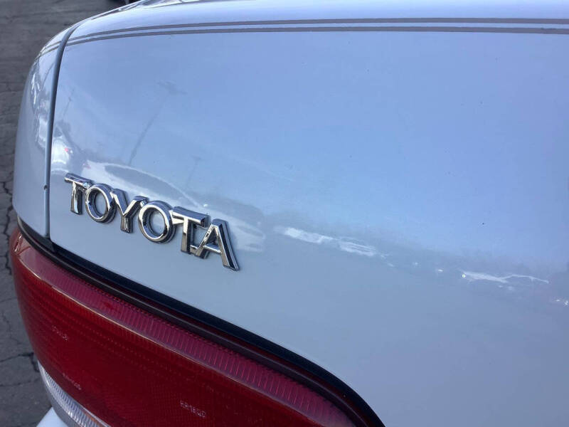 1995 Toyota Avalon XLS